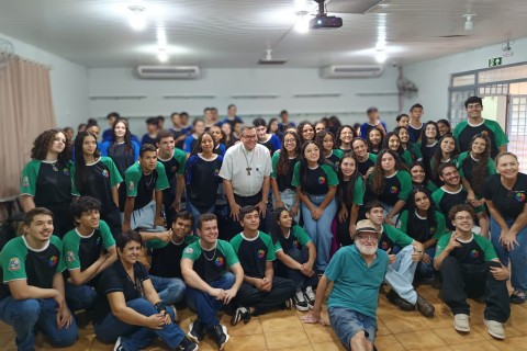 Atendidos da Promec receberam Dom Severino Classen
